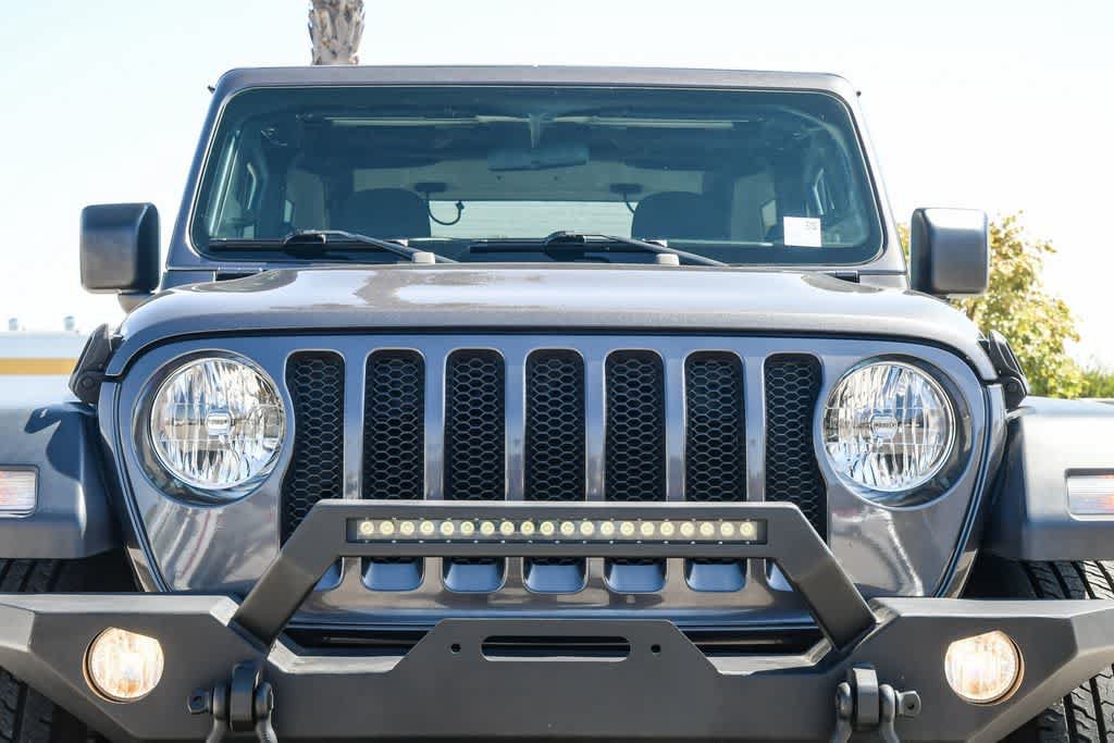 Used 2020 Jeep Wrangler Sport AWD/4WD image 5