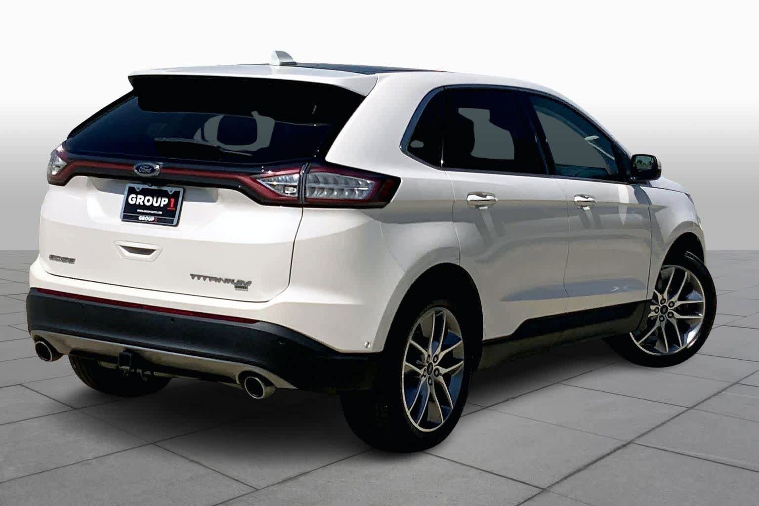 Used 2016 Ford Edge Titanium w/ Equipment Group 302A AWD/4WD image 13