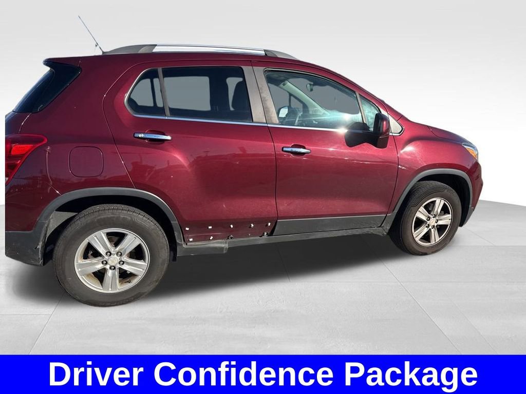 Used 2017 Chevrolet Trax LT w/ Driver Confidence Package image 5