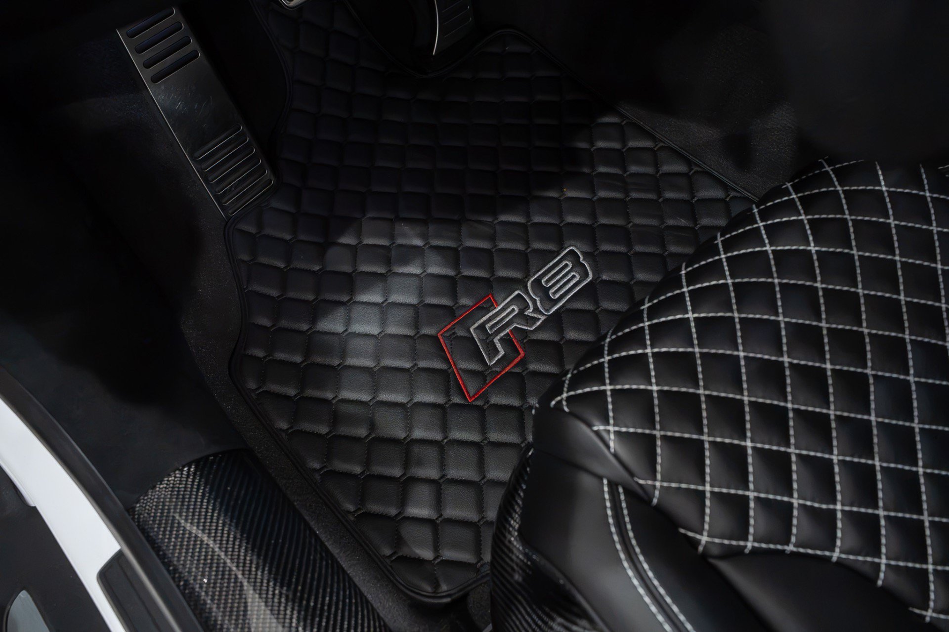 Used 2014 Audi R8 V10 AWD/4WD image 13