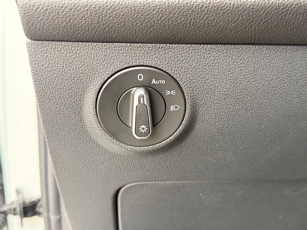 New 2027 Volkswagen Taos Sport AWD/4WD image 19