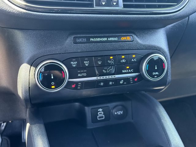 Used 2025 Ford Escape ST-Line Select AWD/4WD image 24