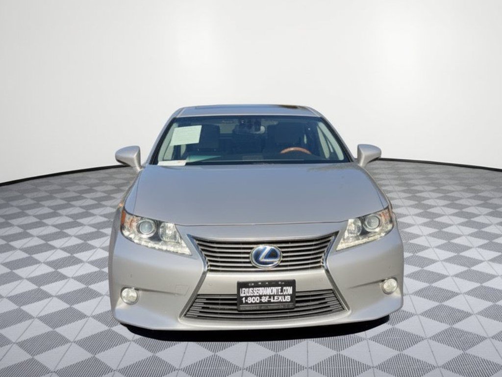 Used 2014 Lexus ES 300h w/ Premium Package w/Bamboo Trim FWD image 6