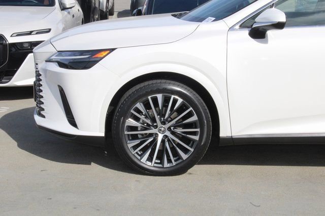 Certified 2023 Lexus RX 350 Premium Plus w/ Accessory Package (Z1) image 4