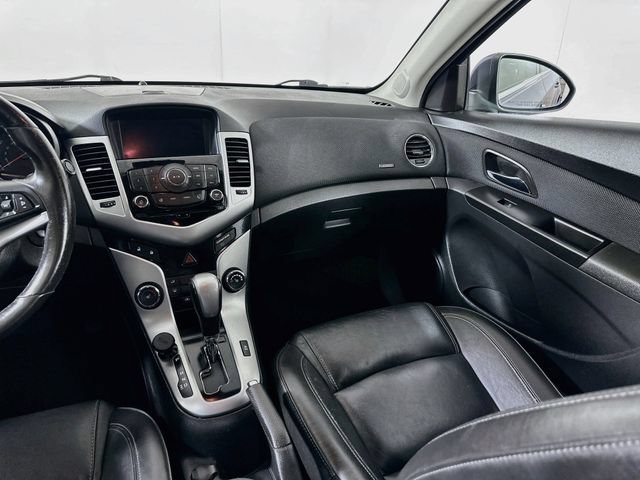 Used 2014 Chevrolet Cruze LT FWD image 27