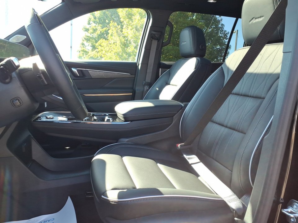 New 2026 Buick Enclave Avenir w/ Super Cruise Package image 16