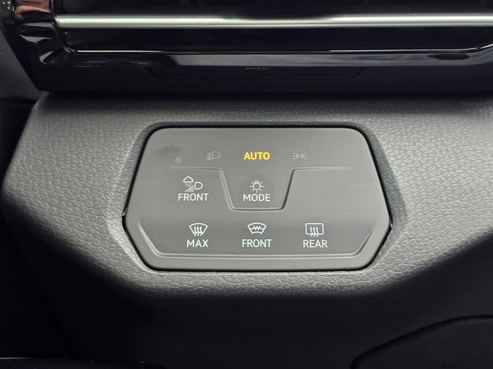 Used 2023 Volkswagen ID.4 Pro S AWD/4WD image 33