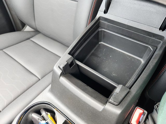 Used 2025 Chevrolet Colorado Z71 w/ Technology Package image 44