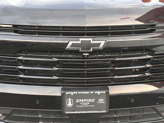 Used 2025 Chevrolet Suburban RST w/ Comfort Package AWD/4WD image 7