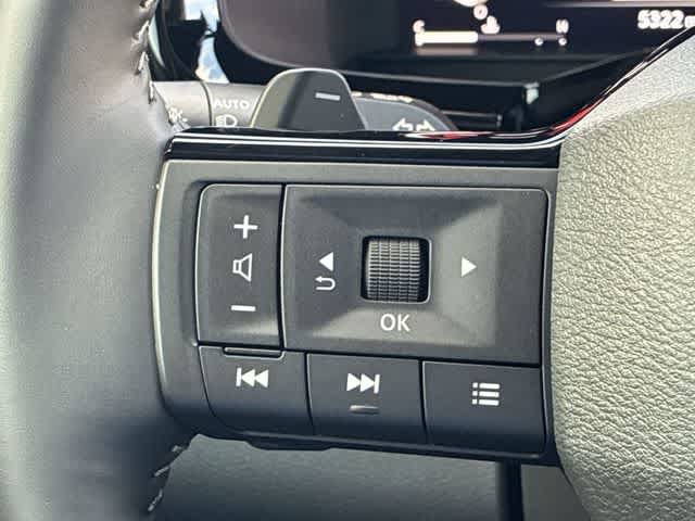 Used 2026 Nissan Pathfinder SL w/ SL Premium Package FWD image 26