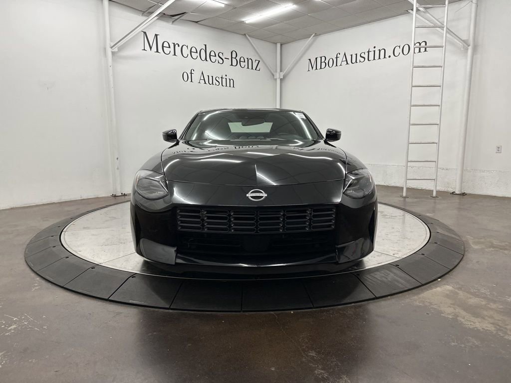 Used 2023 Nissan Z Performance w/ Floor Mat Package (L93) image 2