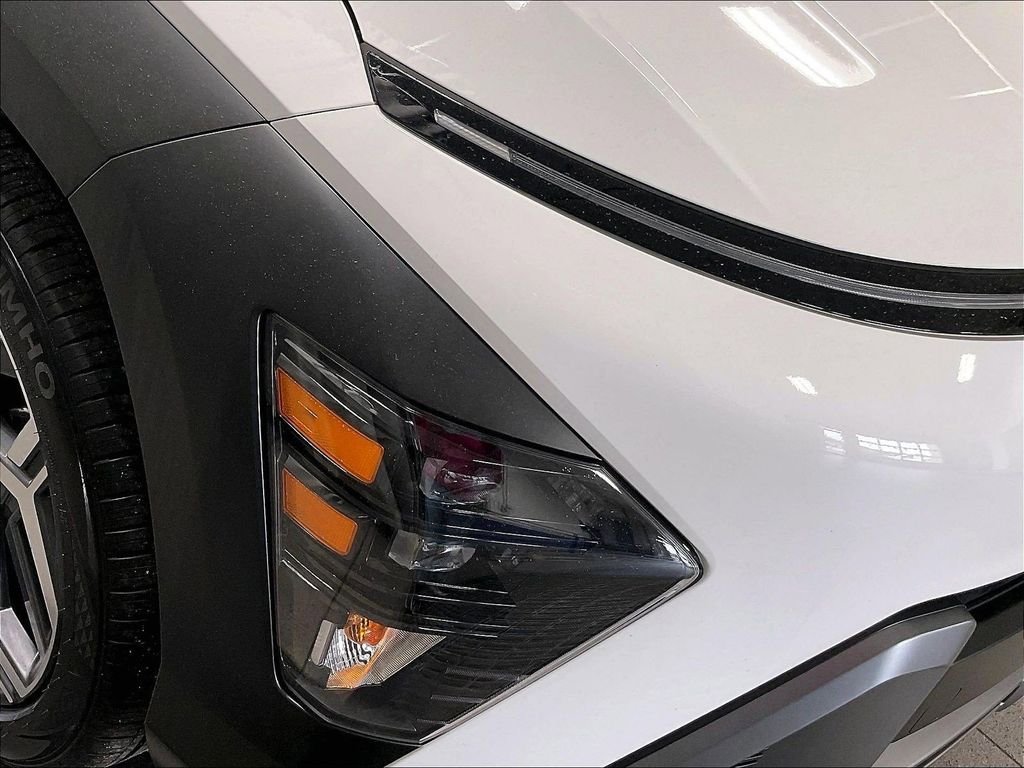 Certified 2026 Hyundai Kona SEL Premium AWD/4WD image 31