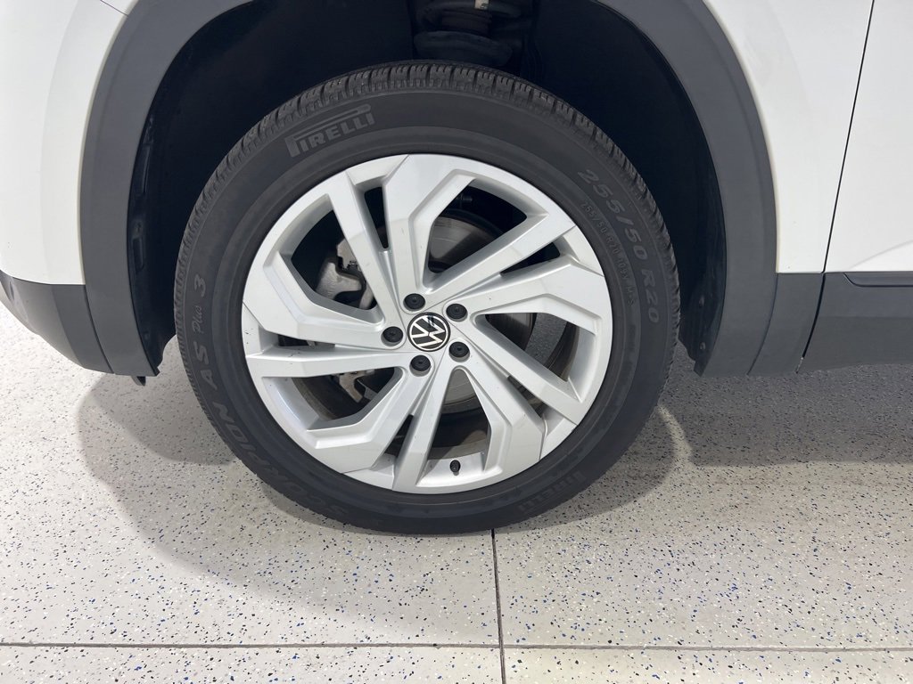 Used 2021 Volkswagen Atlas SE w/ Panoramic Sunroof Package image 40