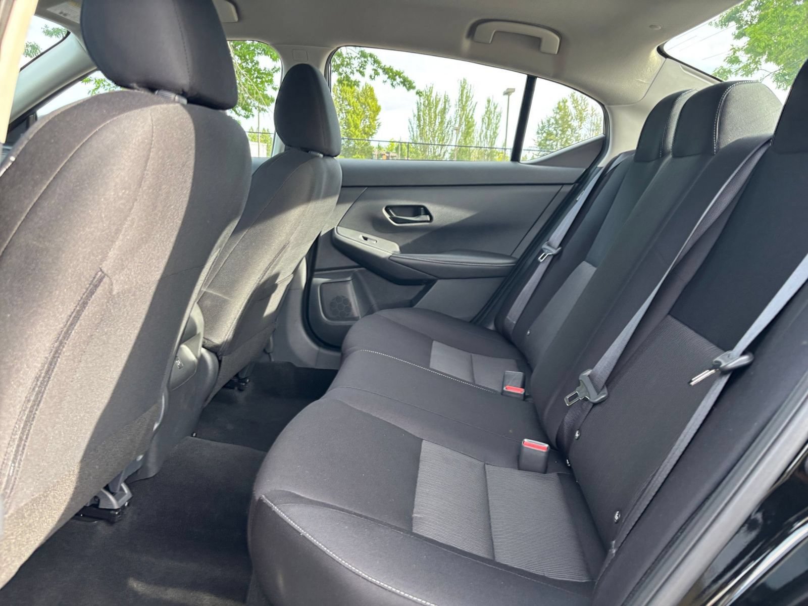 Used 2025 Nissan Sentra SV FWD image 19