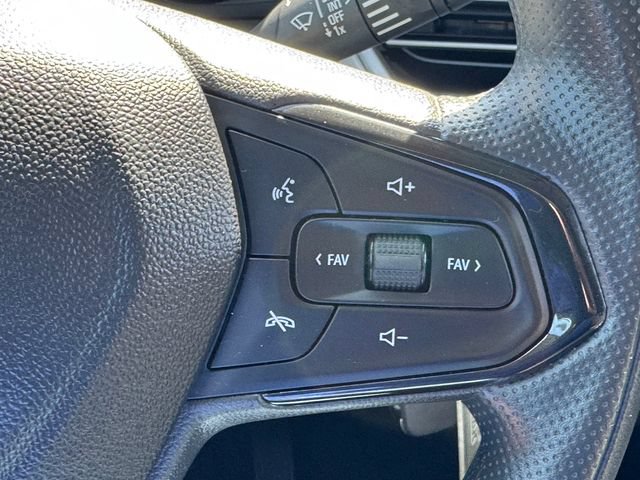 Certified 2024 Chevrolet Trax LS w/ Driver Confidence Package FWD image 18