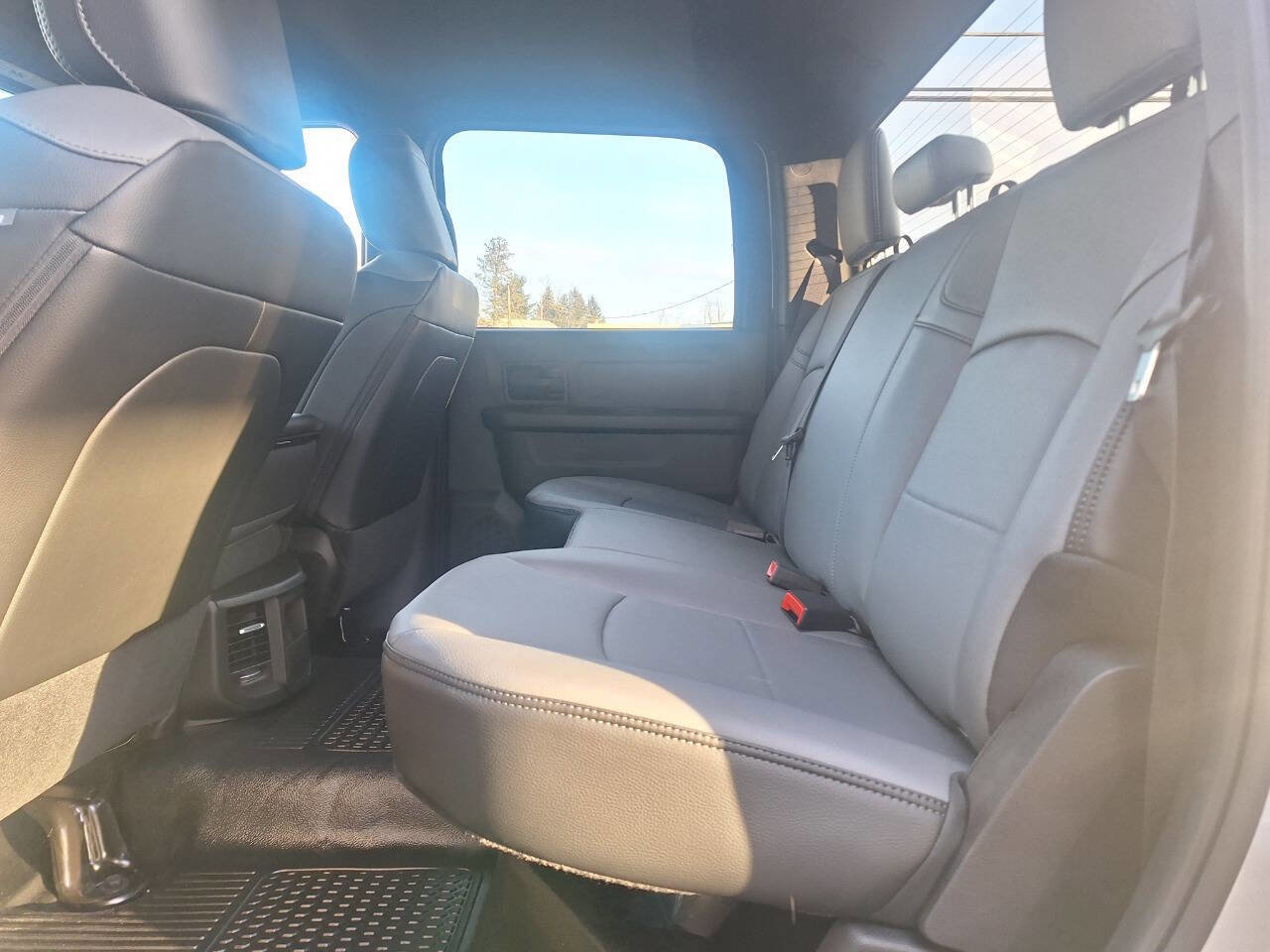 New 2026 RAM 2500 Tradesman w/ Chrome Appearance Group image 25