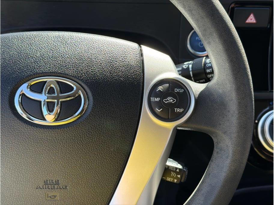 Used 2015 Toyota Prius C Three image 8