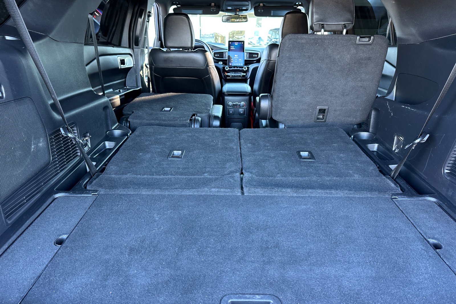 Used 2022 Ford Explorer ST w/ Equipment Group 401A image 15