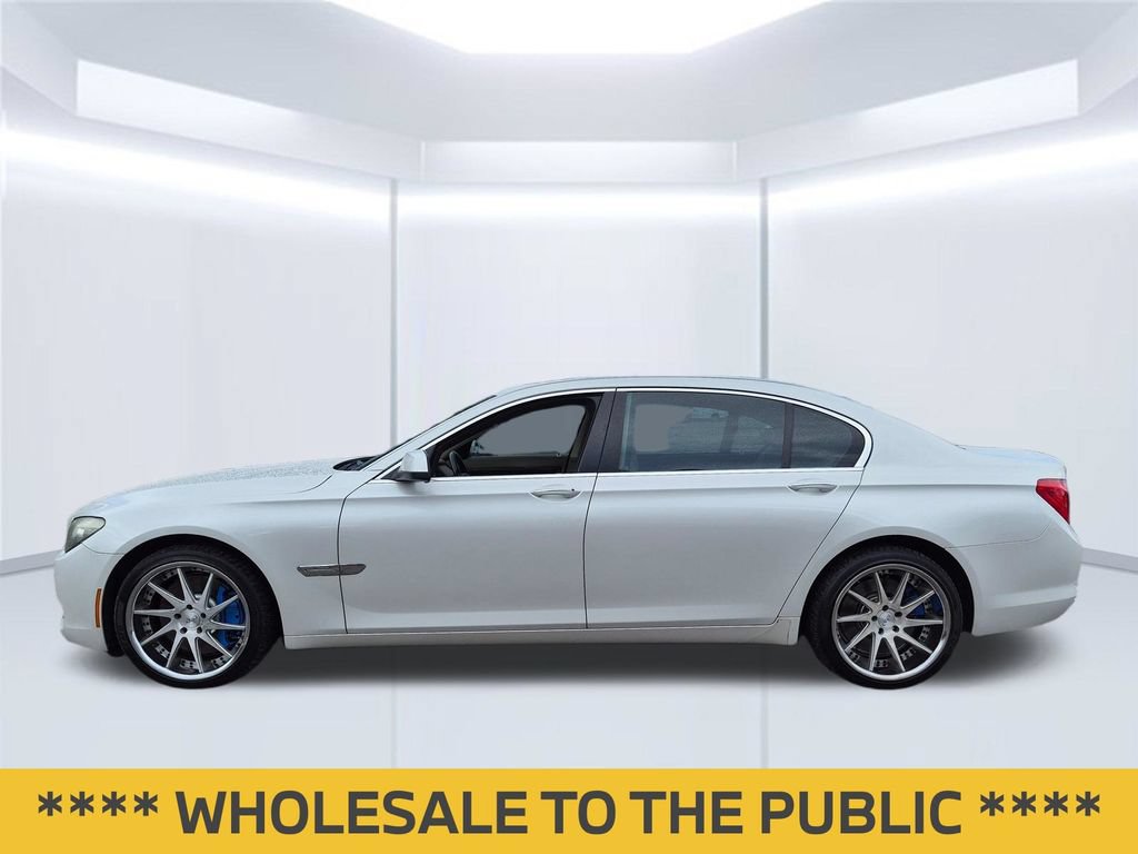 Used 2009 BMW 750Li RWD image 2