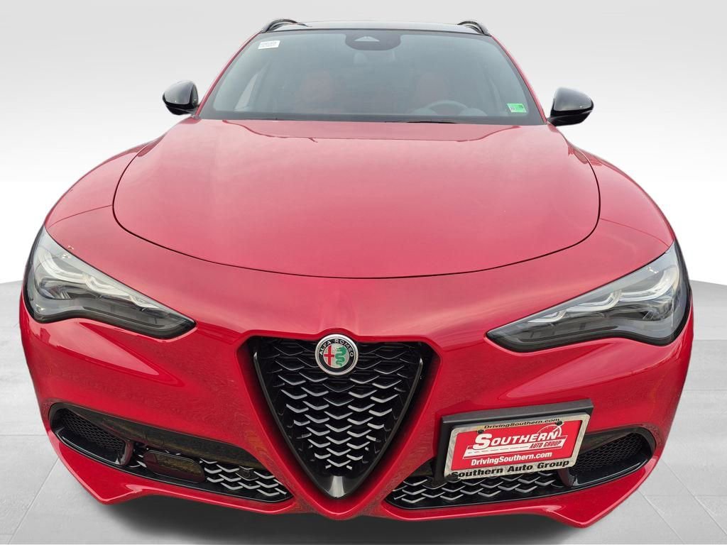 New 2025 Alfa Romeo Stelvio Sprint w/ Veloce Package image 7