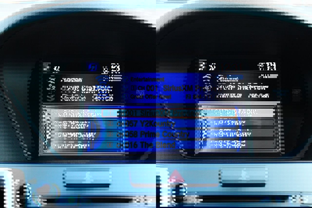 Used 2017 Acura TLX image 18