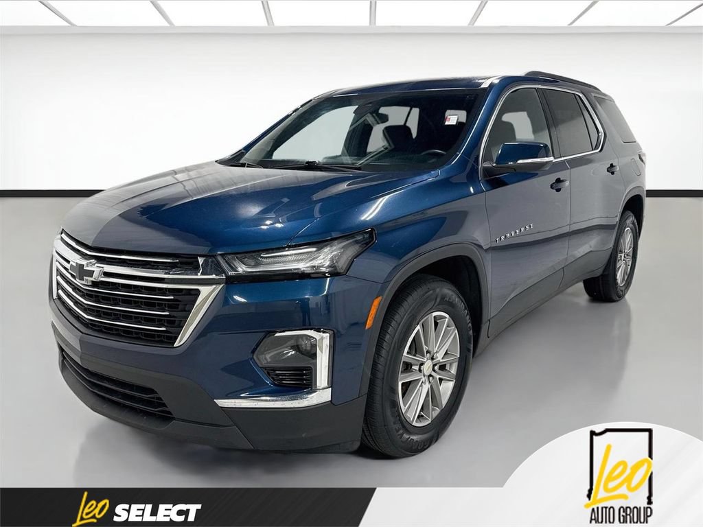 Used 2023 Chevrolet Traverse LT FWD video 1