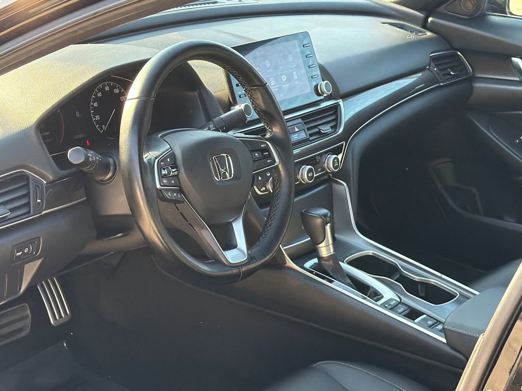 Used 2021 Honda Accord Sport image 11