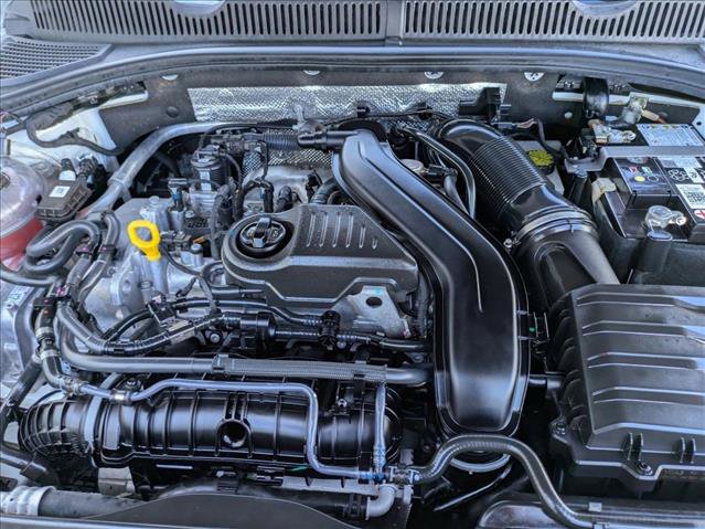 Used 2024 Volkswagen Jetta SE w/ Black Wheel Package image 21