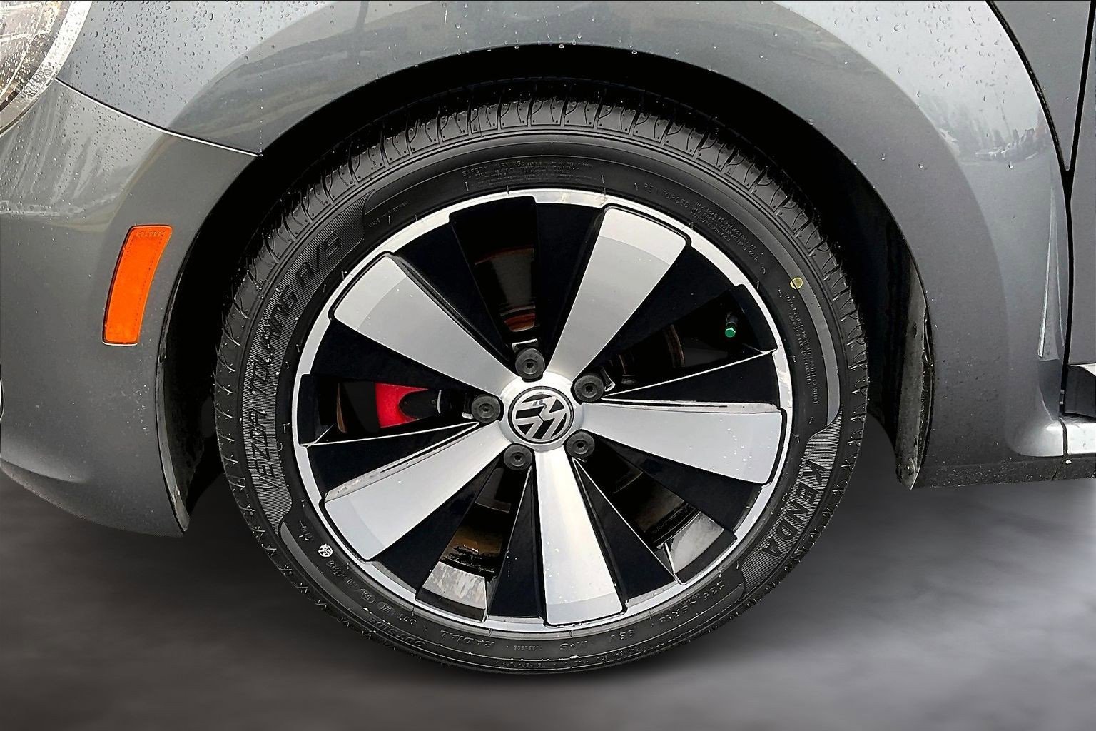 Used 2012 Volkswagen Beetle Turbo image 33