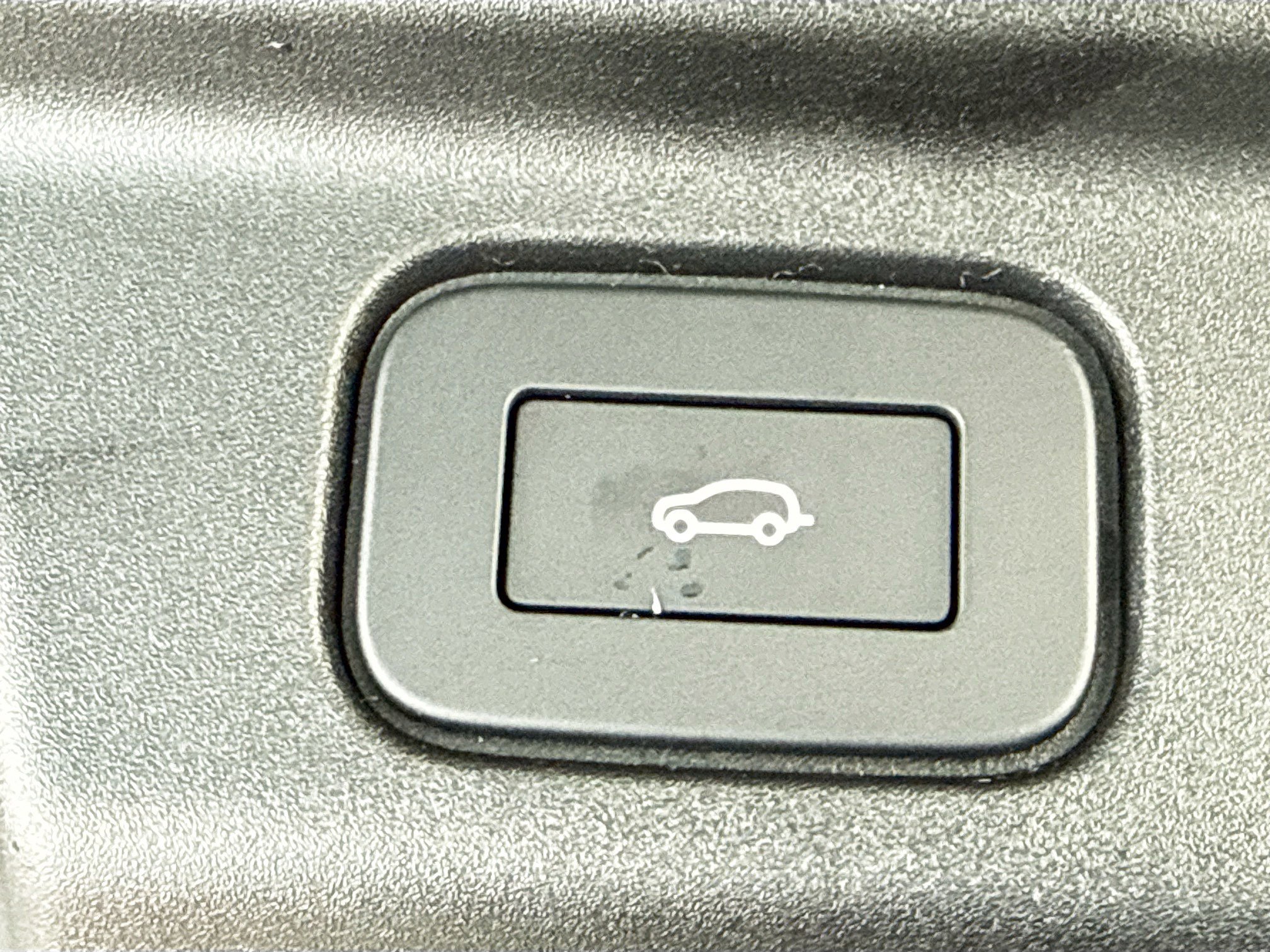 New 2026 Land Rover Range Rover SE image 12