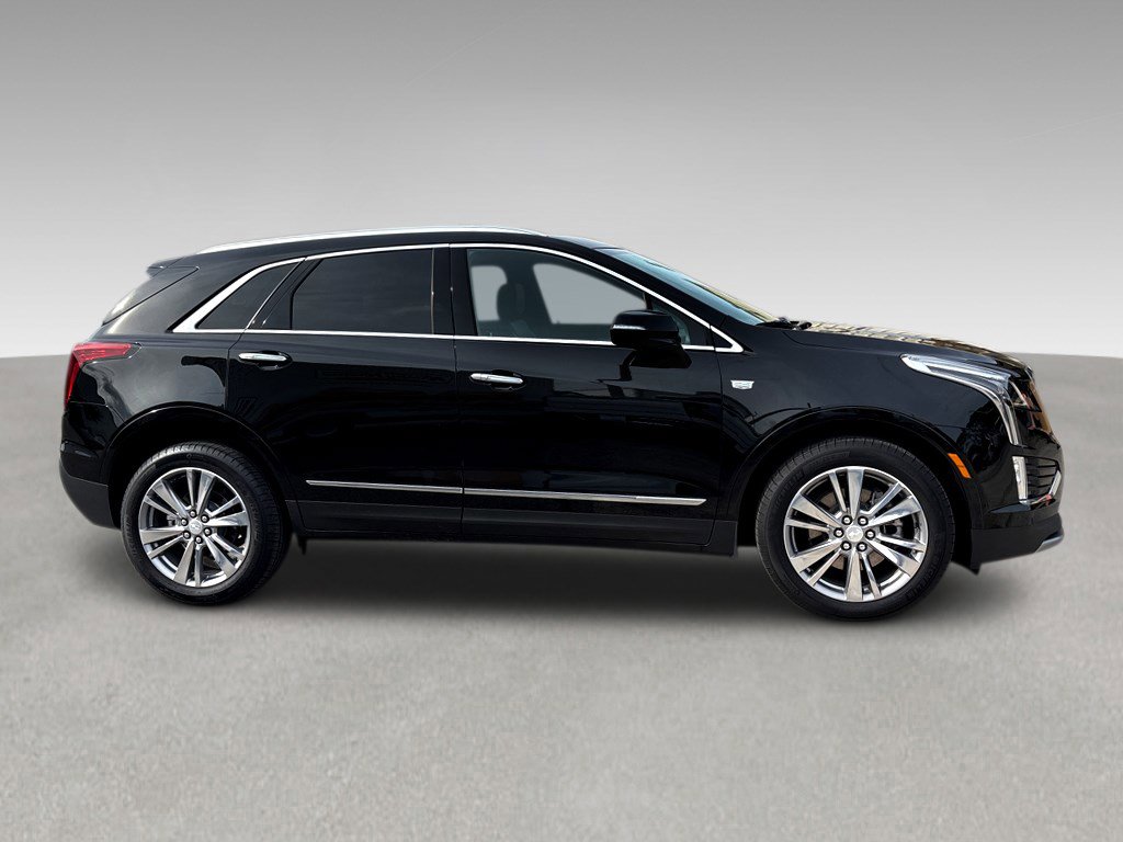 Certified 2025 Cadillac XT5 Premium Luxury image 28