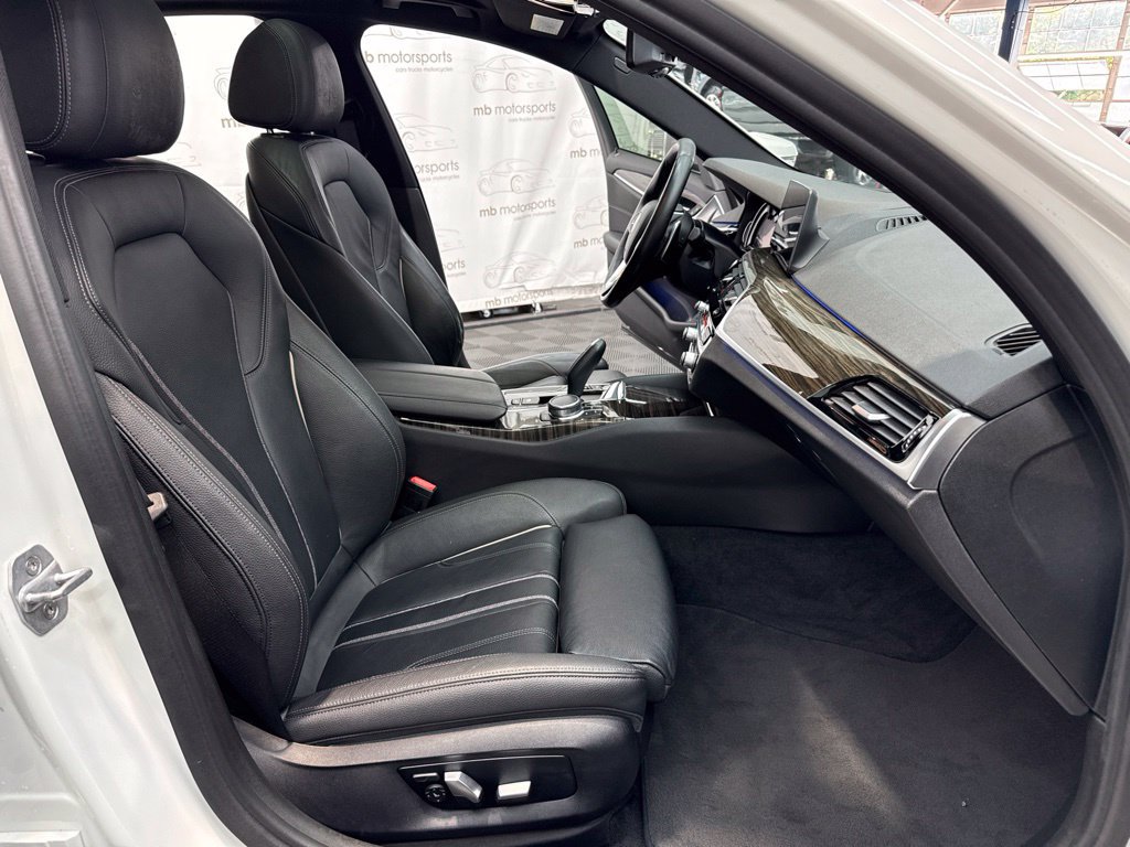 Used 2018 BMW 530i xDrive AWD/4WD image 33