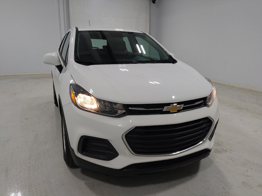 Used 2021 Chevrolet Trax LS image 14