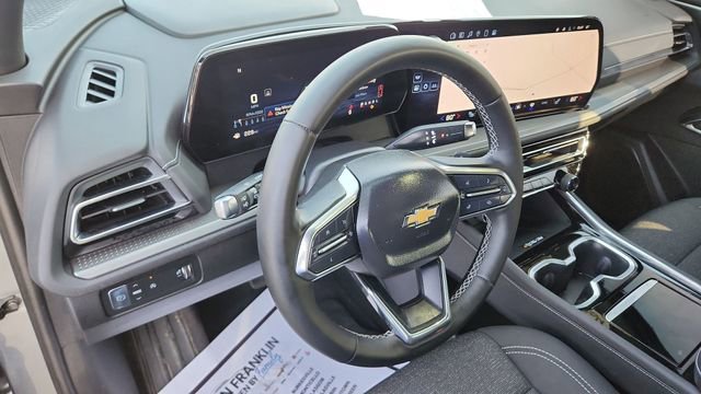 Used 2024 Chevrolet Traverse LT image 18