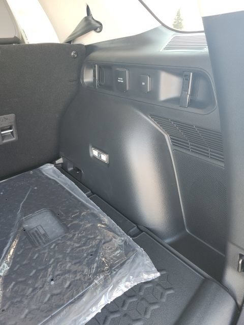 New 2026 Ford Bronco Sport Badlands w/ Badlands Tech Package AWD/4WD image 27