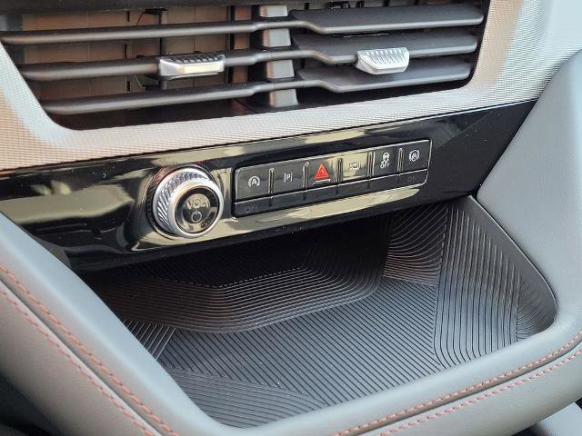 New 2026 Ford Explorer Active w/ Active Comfort Package image 23