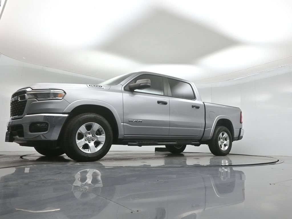 Used 2025 RAM 1500 Big Horn RWD image 42