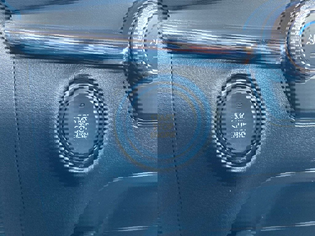 Used 2025 MAZDA MAZDA3 s image 25