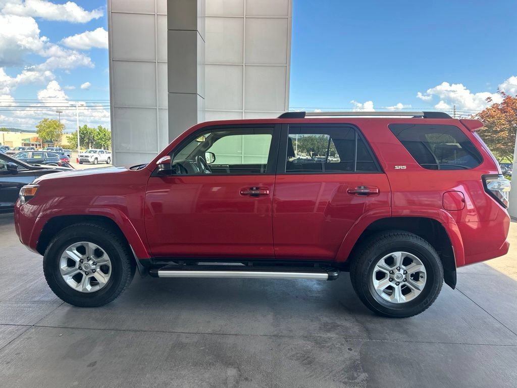 Used 2021 Toyota 4Runner SR5 AWD/4WD image 4