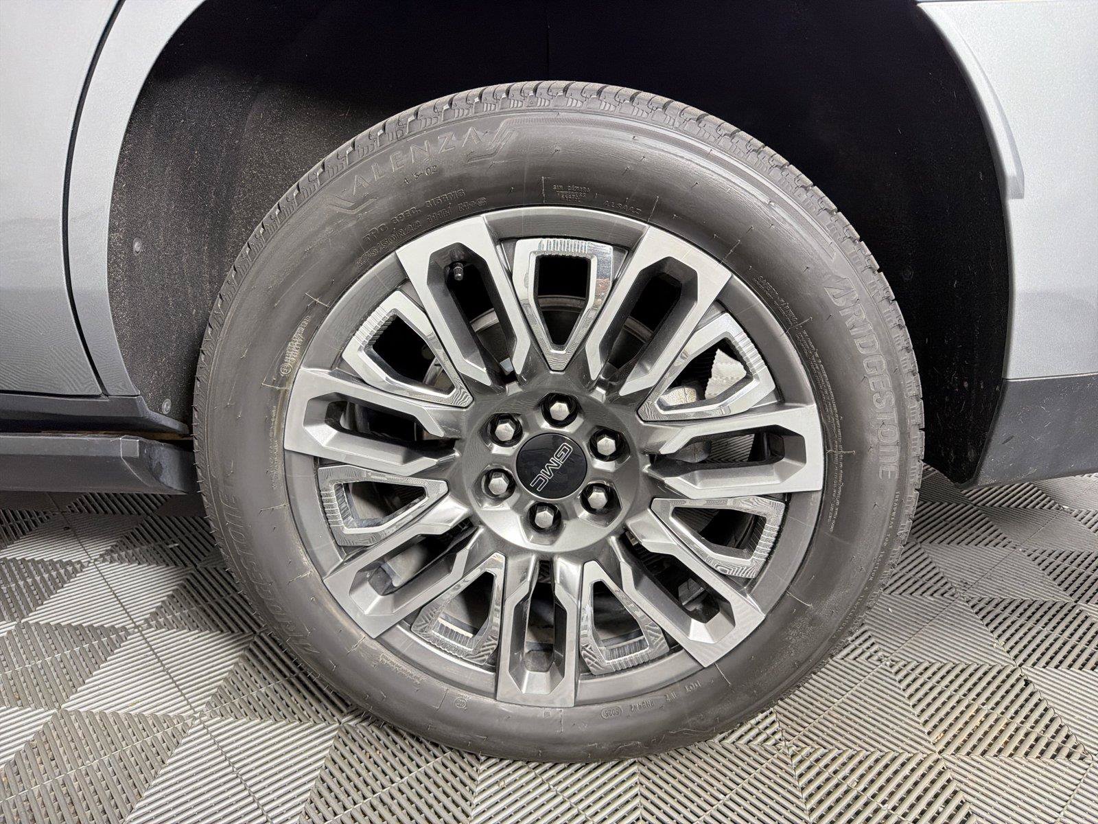 Certified 2024 GMC Yukon Denali Ultimate AWD/4WD image 20