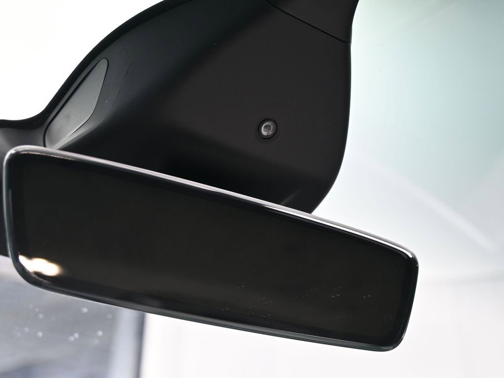 Used 2022 Tesla Model X Plaid image 19