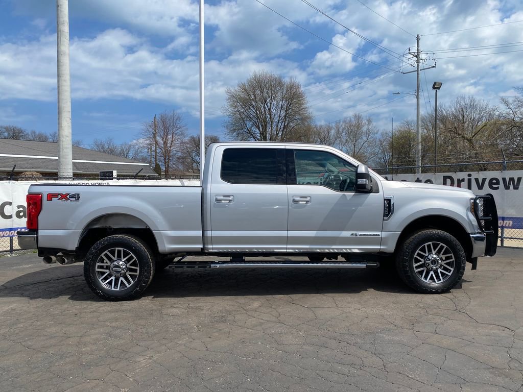 Used 2018 Ford F250 Lariat w/ Lariat Value Package AWD/4WD image 2