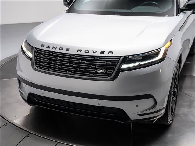 Used 2025 Land Rover Range Rover Velar S AWD/4WD image 28