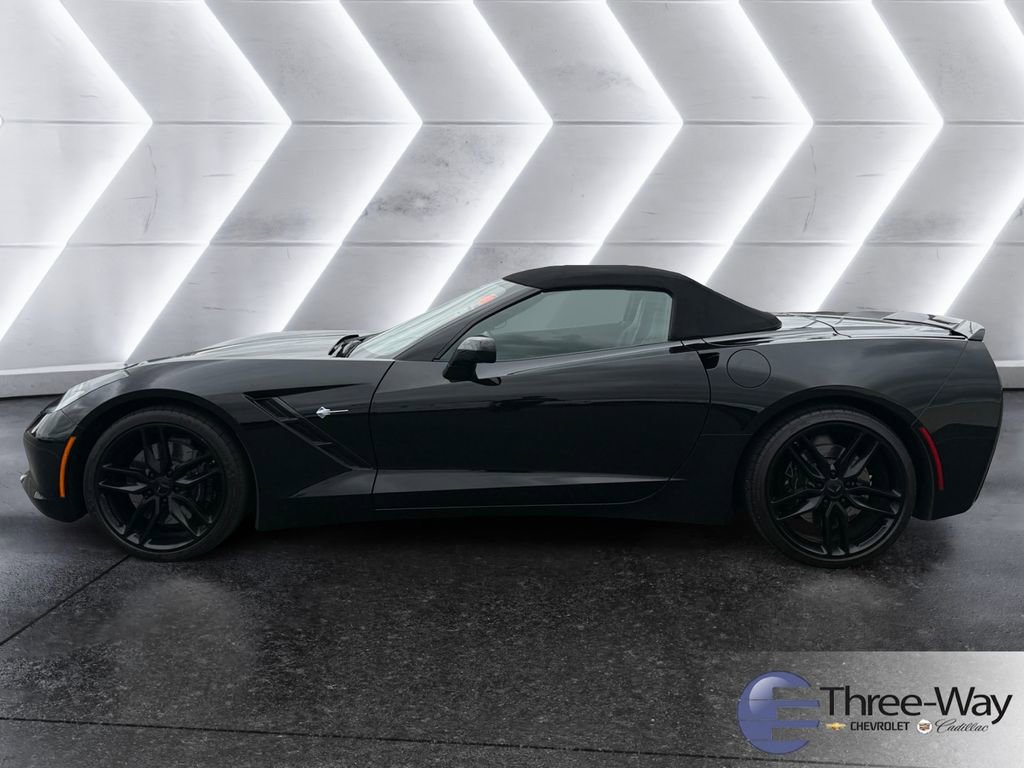 Used 2017 Chevrolet Corvette Stingray Convertible image 2
