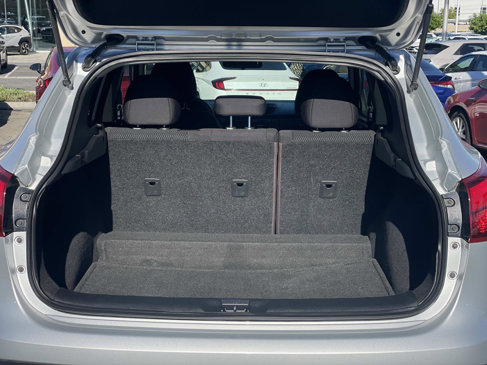 Used 2018 Nissan Rogue Sport S image 21