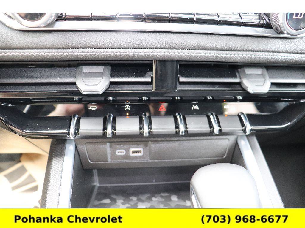 Certified 2024 Chevrolet Colorado LT w/ LT Convenience Package III image 15