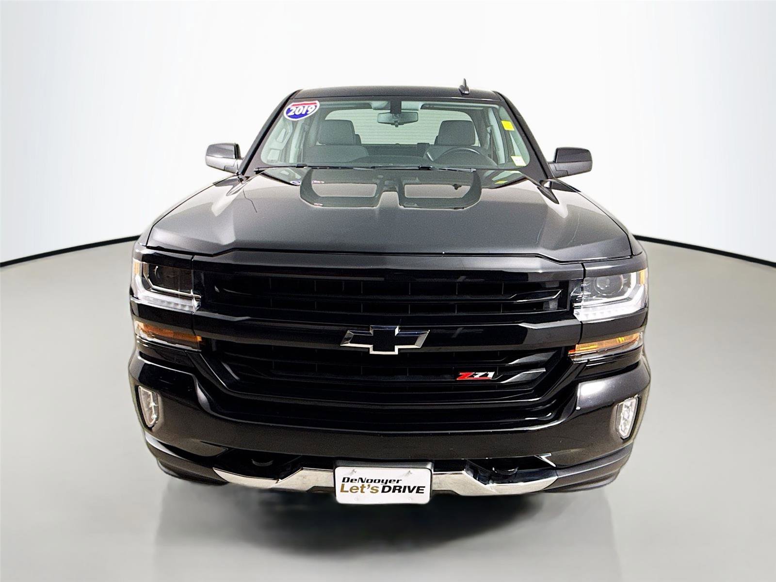Used 2019 Chevrolet Silverado 1500 LT w/ All Star Edition image 4