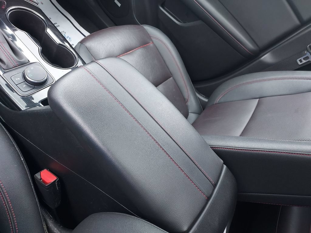 Used 2022 Chevrolet Blazer RS w/ Enhanced Convenience Package FWD image 26