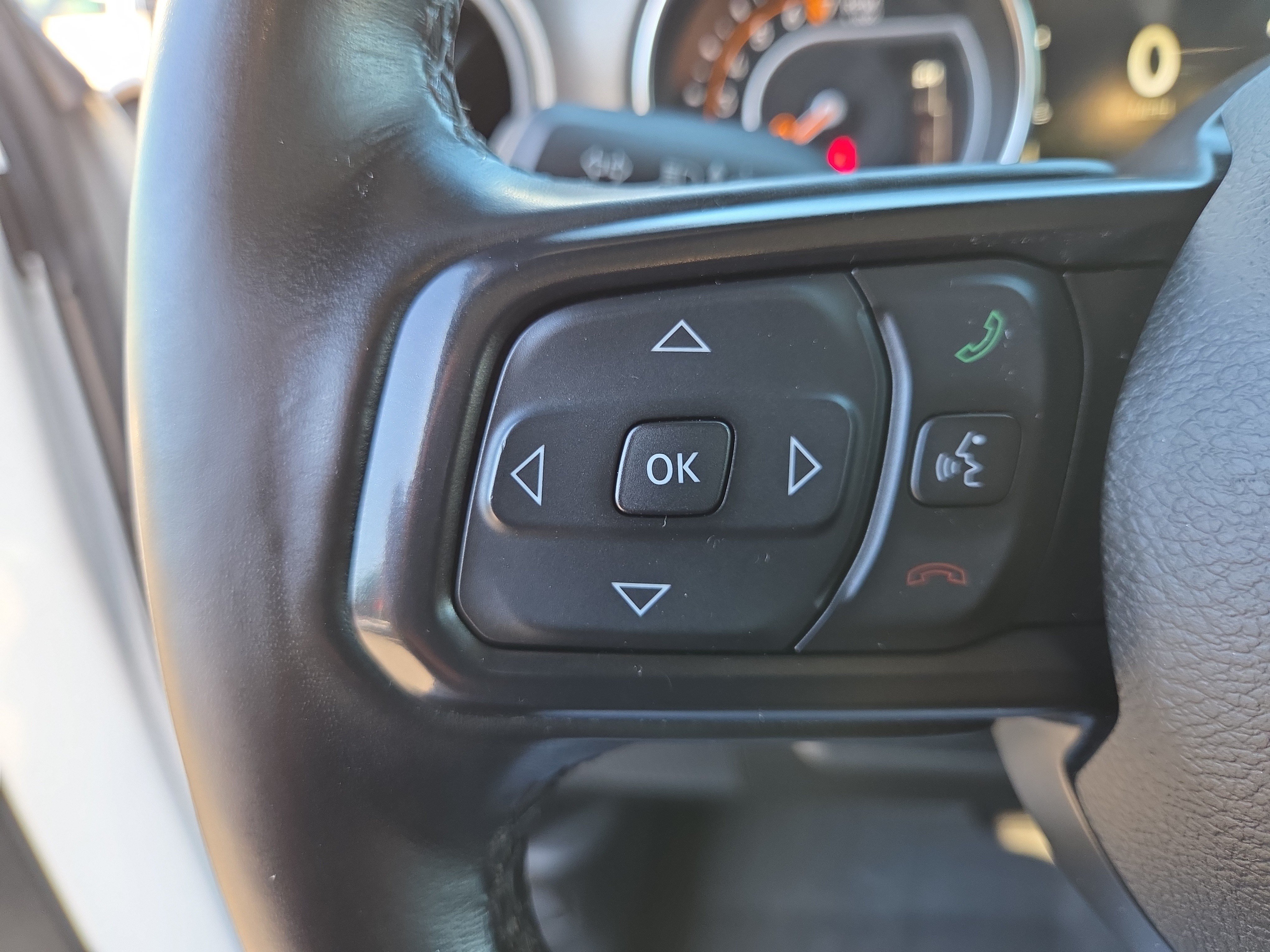 Certified 2022 Jeep Gladiator Overland AWD/4WD image 29