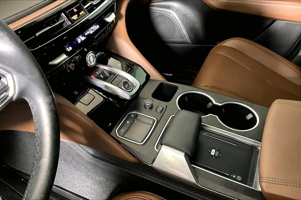 Used 2024 Acura MDX FWD w/ Technology Package image 13
